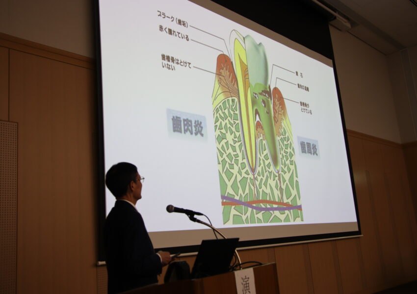 特別講演Ⅲ「理想的な歯科検診を目指して －歯科及び医科健診の融合を目指した歯周病健診システム－」  合同会社歯周医学センター 代表社員・中央研究所所長／九州歯科大学名誉教授 西原 達次 先生 