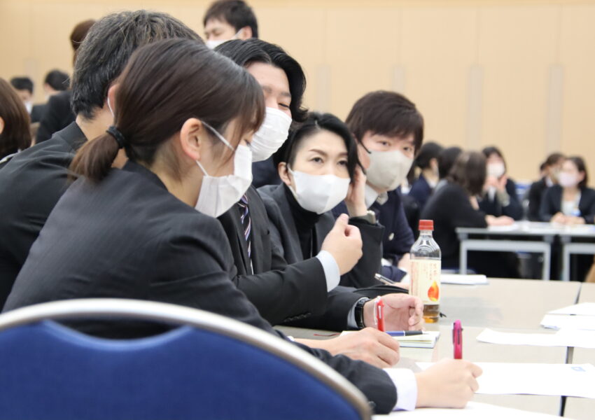 健診事業に携わる事務職およびコメディカルに分かれ各テーマについてディスカッション。